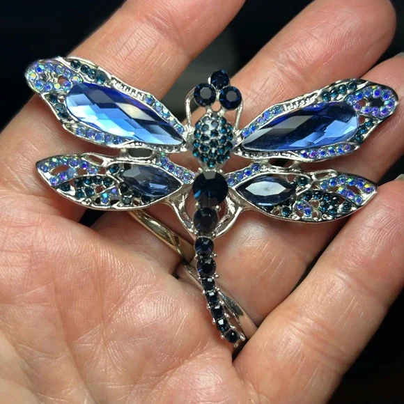 3/$25 Silver and Blue Dragonfly Brooch - Picture 2 of 8
